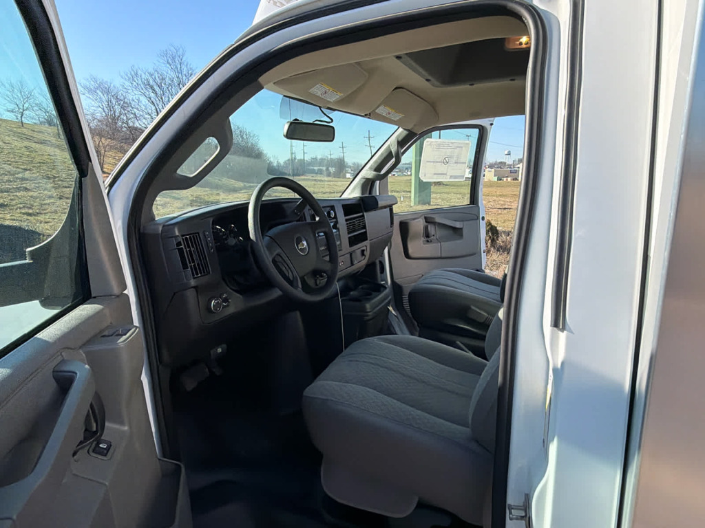 2024 Chevrolet Express Cutaway Work Van