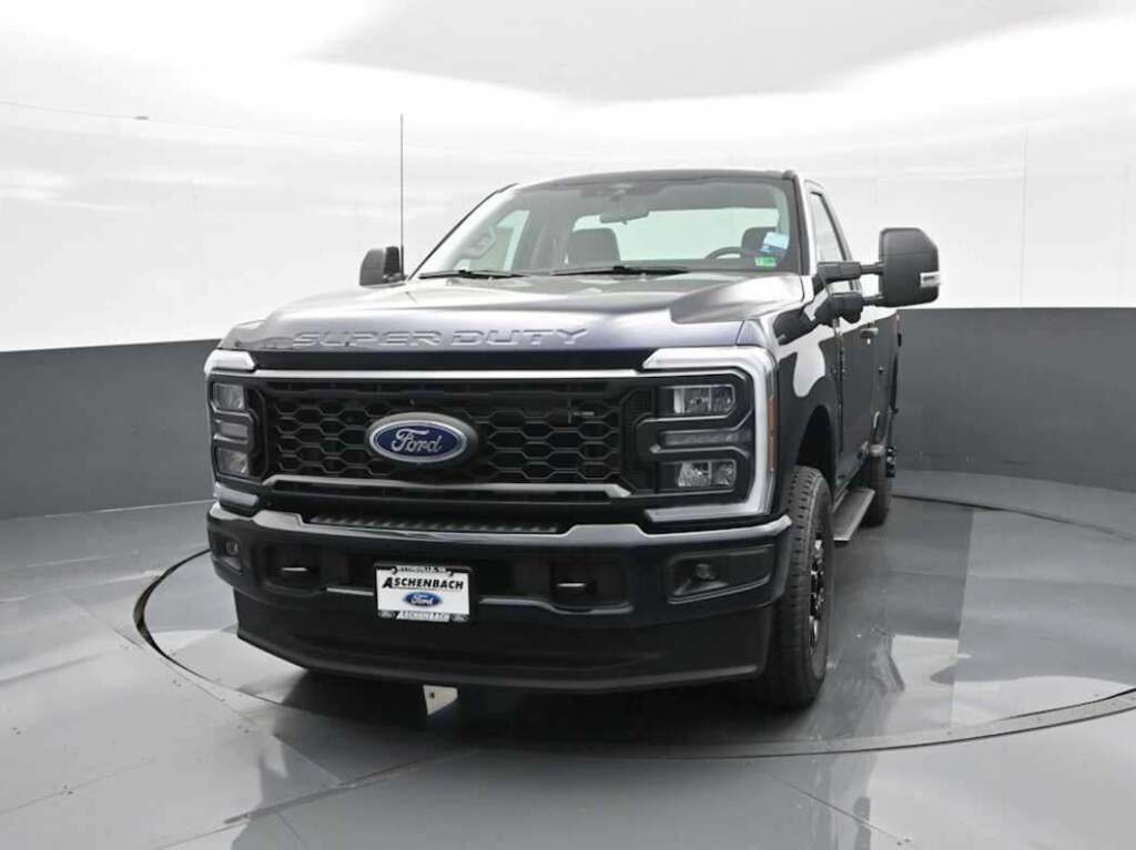 2025 Ford F-350 Super Duty XL