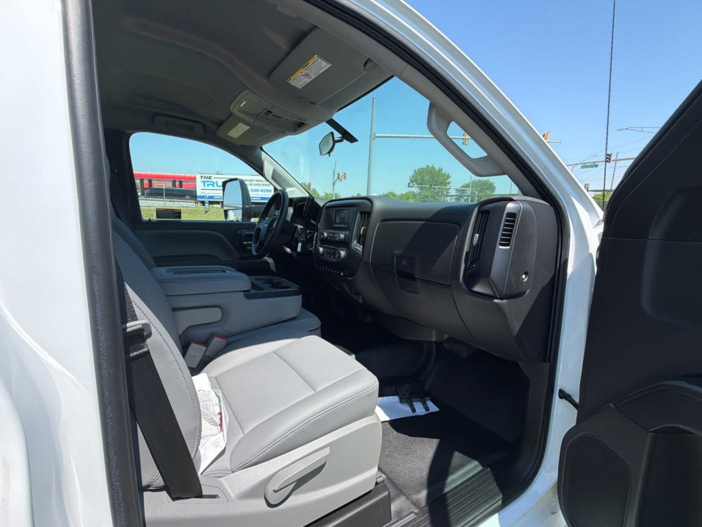 2024 Chevrolet Silverado 6500HD WT