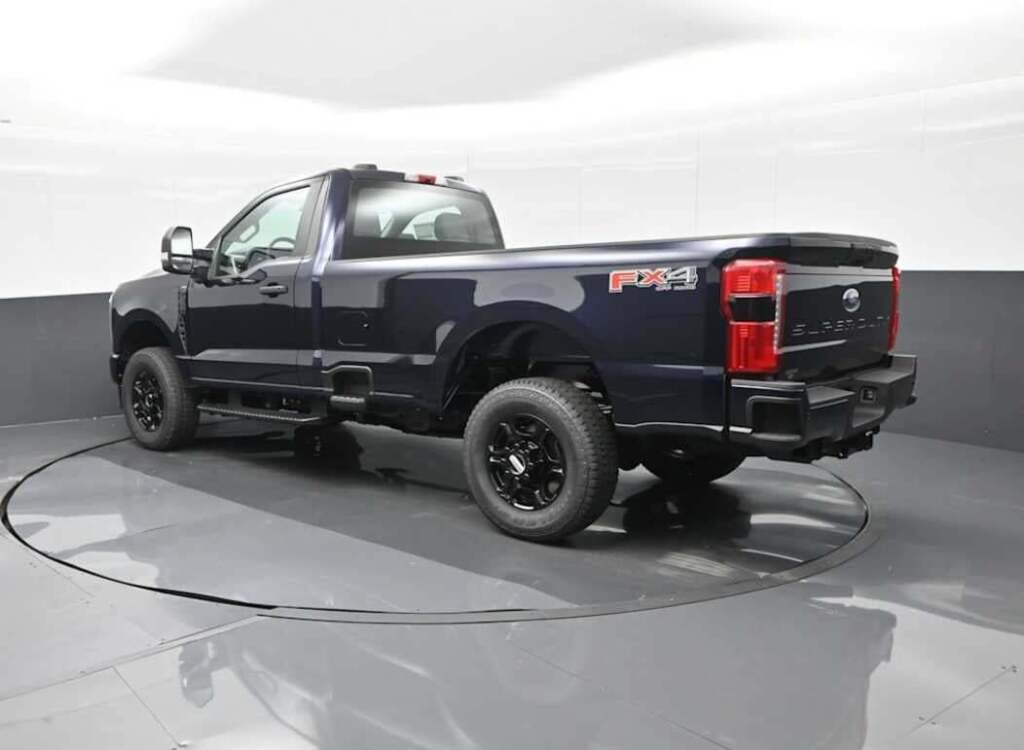 2025 Ford F-350 Super Duty XL