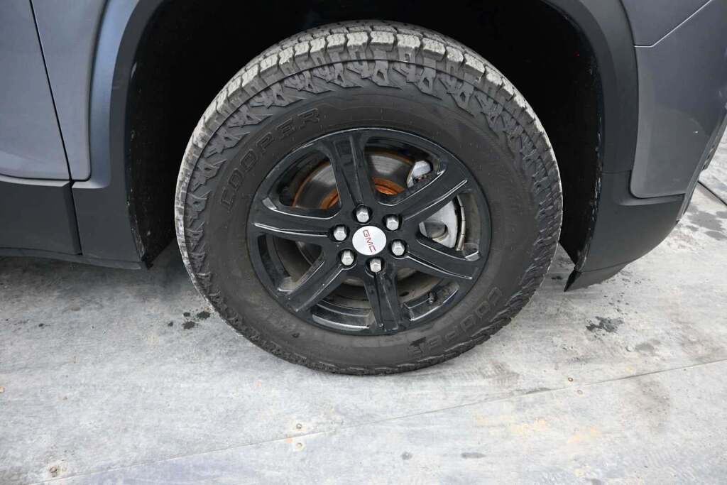 2020 GMC Acadia AWD AT4