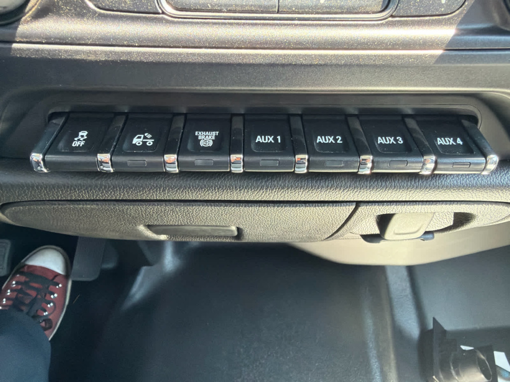 2024 Chevrolet Silverado 6500HD WT