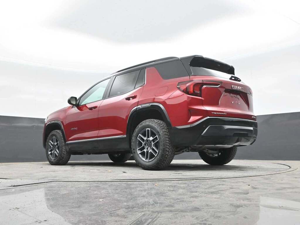 2026 GMC Terrain AWD AT4