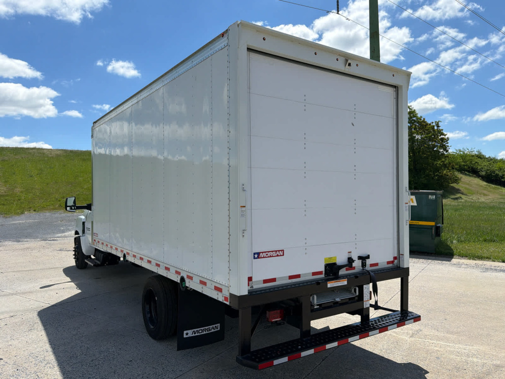 2024 Chevrolet Silverado 6500HD WT