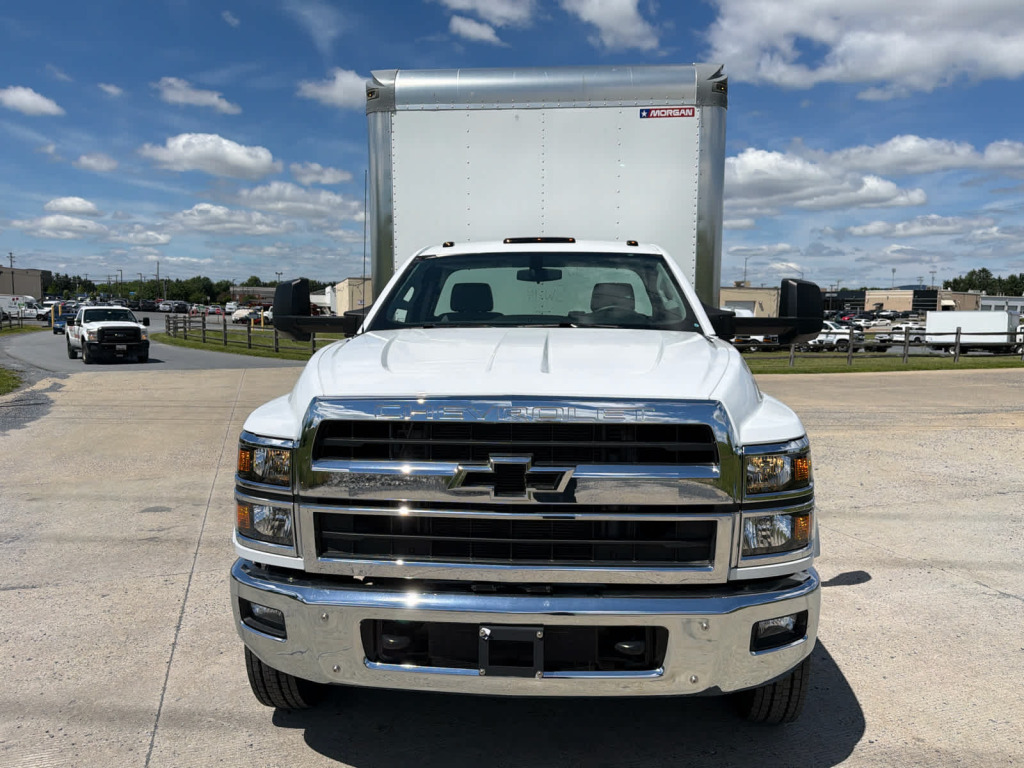 2024 Chevrolet Silverado 6500HD WT