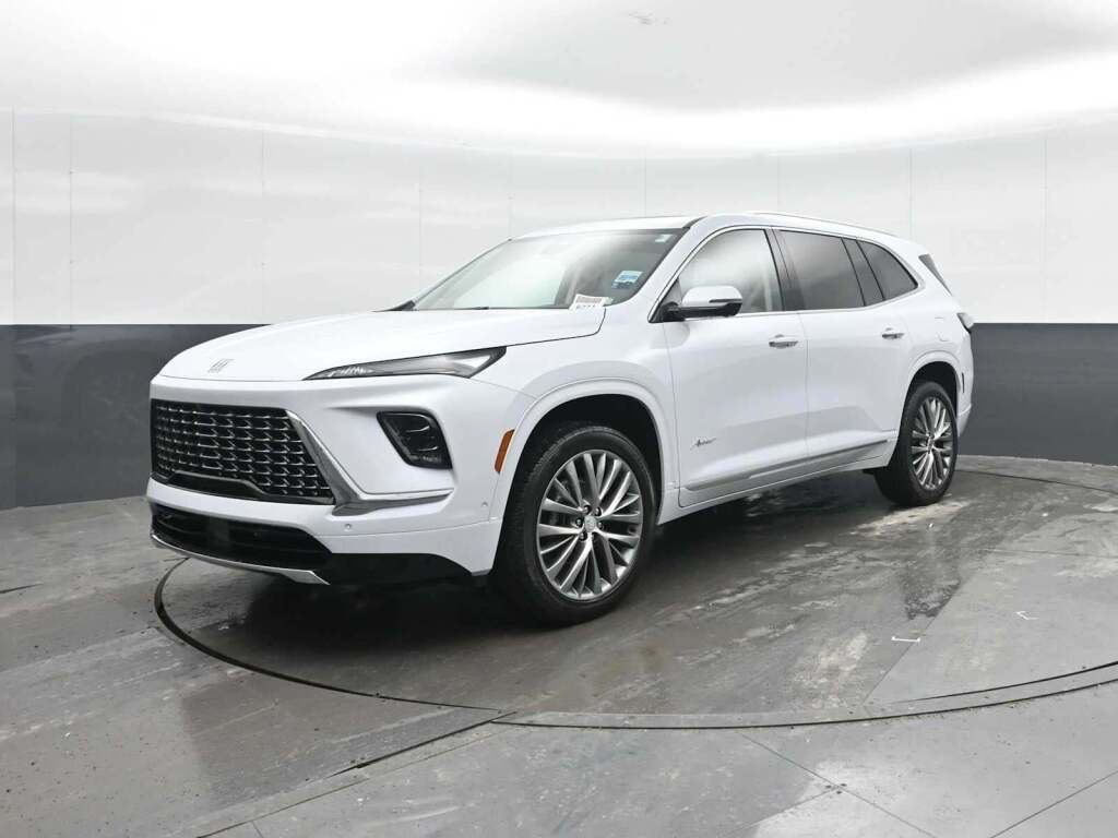 2026 Buick Enclave Avenir
