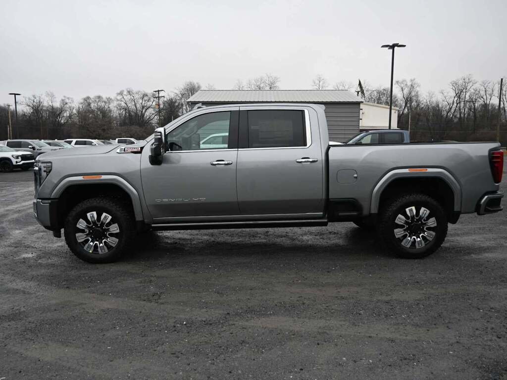 2026 GMC Sierra 2500HD Denali