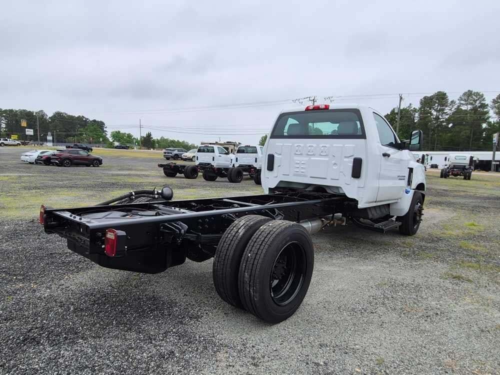 2023 Chevrolet Silverado MD Work Truck
