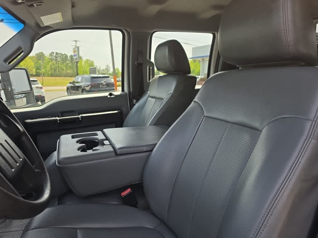 2016 Ford F-550 Chassis XL