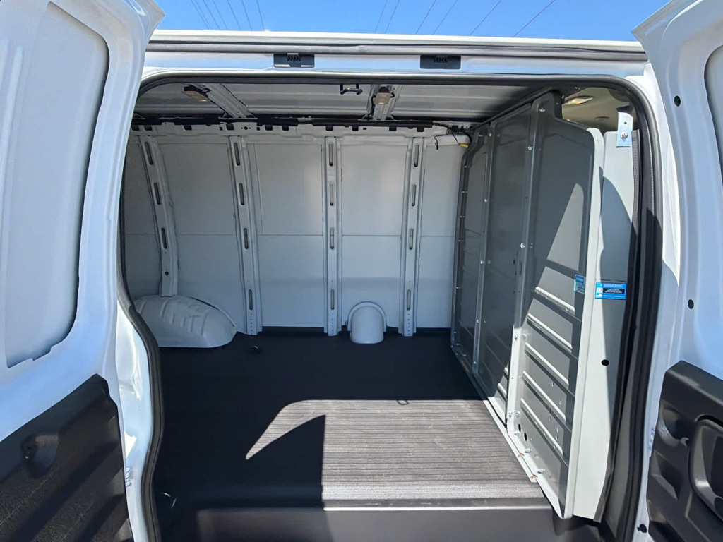 2025 GMC Savana Cargo RWD 2500 Regular Wheelbase Work Van