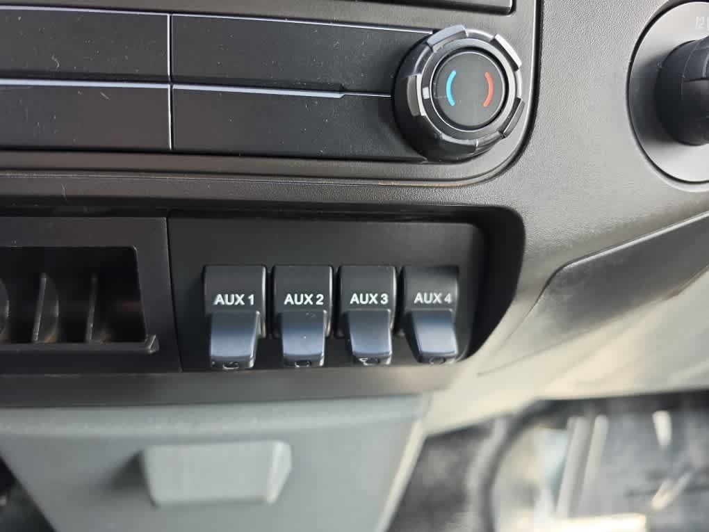 2016 Ford F-550 Chassis XL