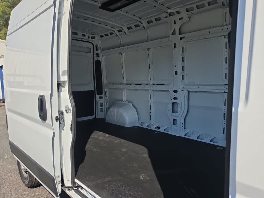 2026 Ram ProMaster 2500 Cargo Van Tradesman High Roof 159" WB w/Pass Seat