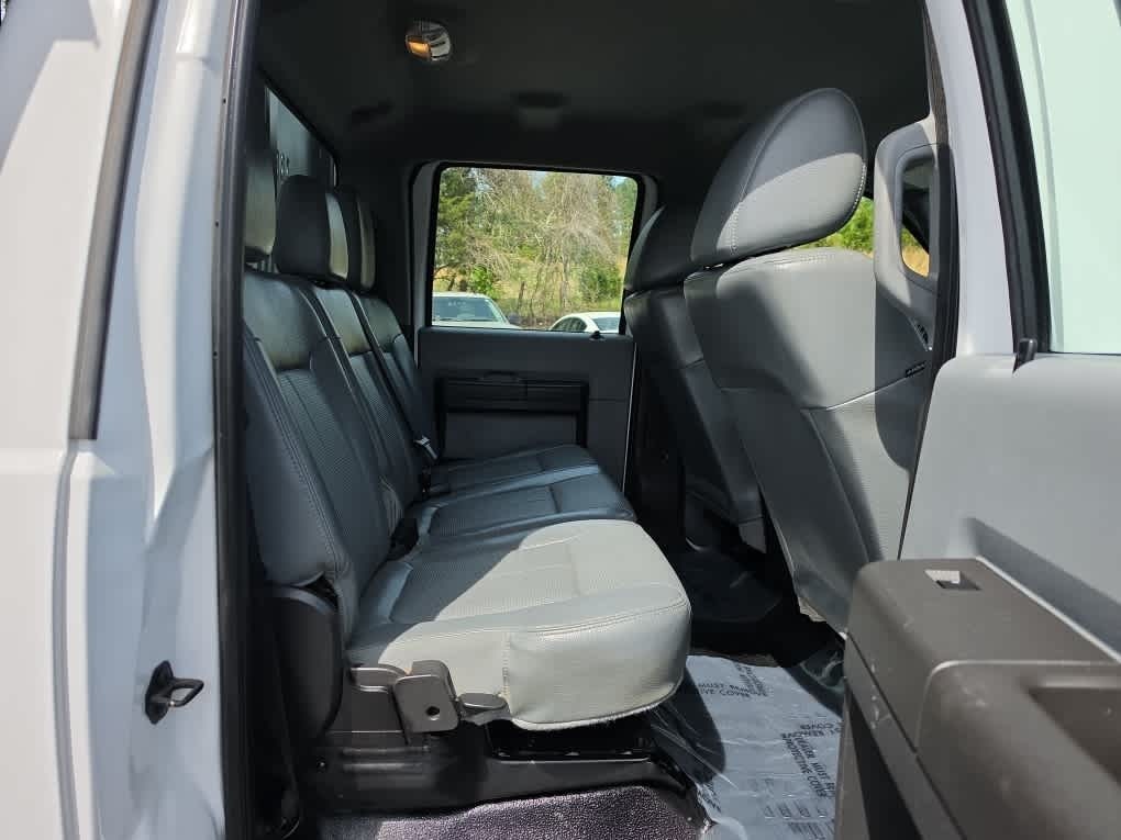 2016 Ford F-550 Chassis XL