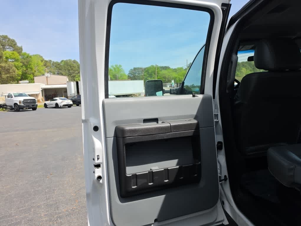 2016 Ford F-550 Chassis XL