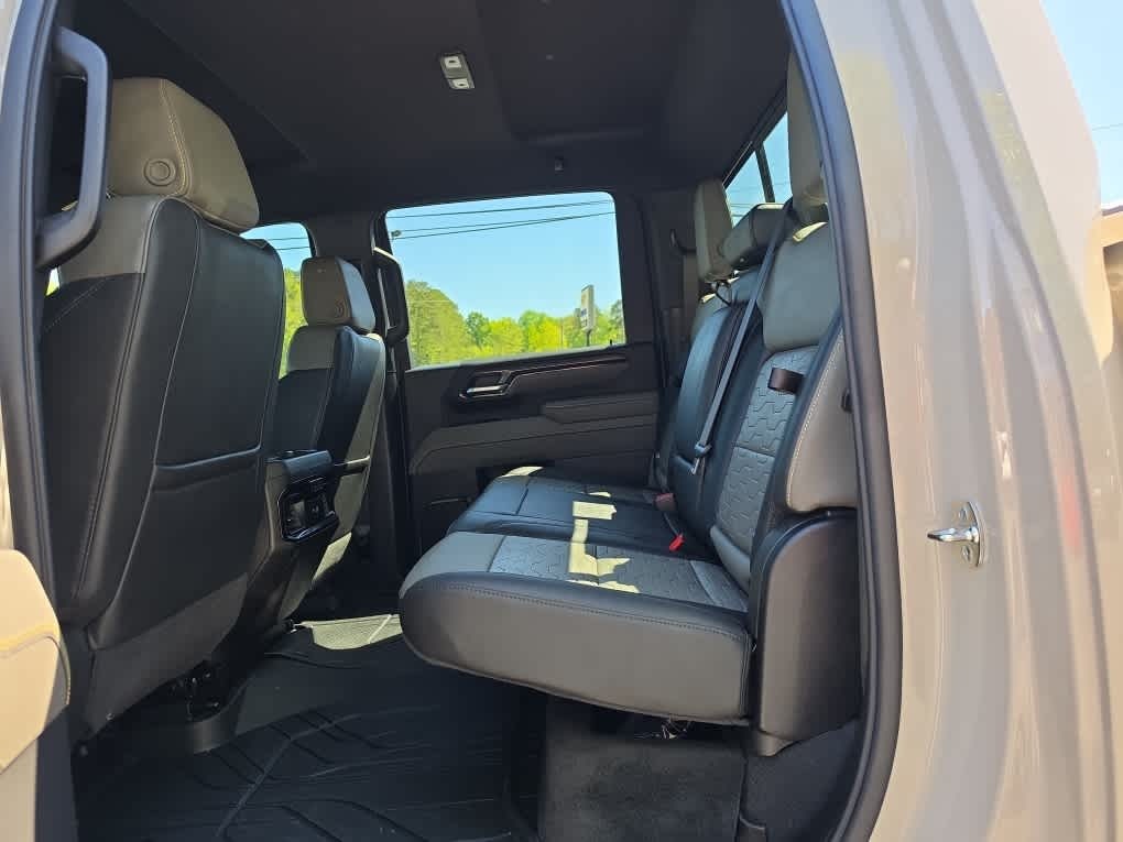 2026 Chevrolet Silverado 2500HD Crew Cab, Standard Bed, XR2, 4WD