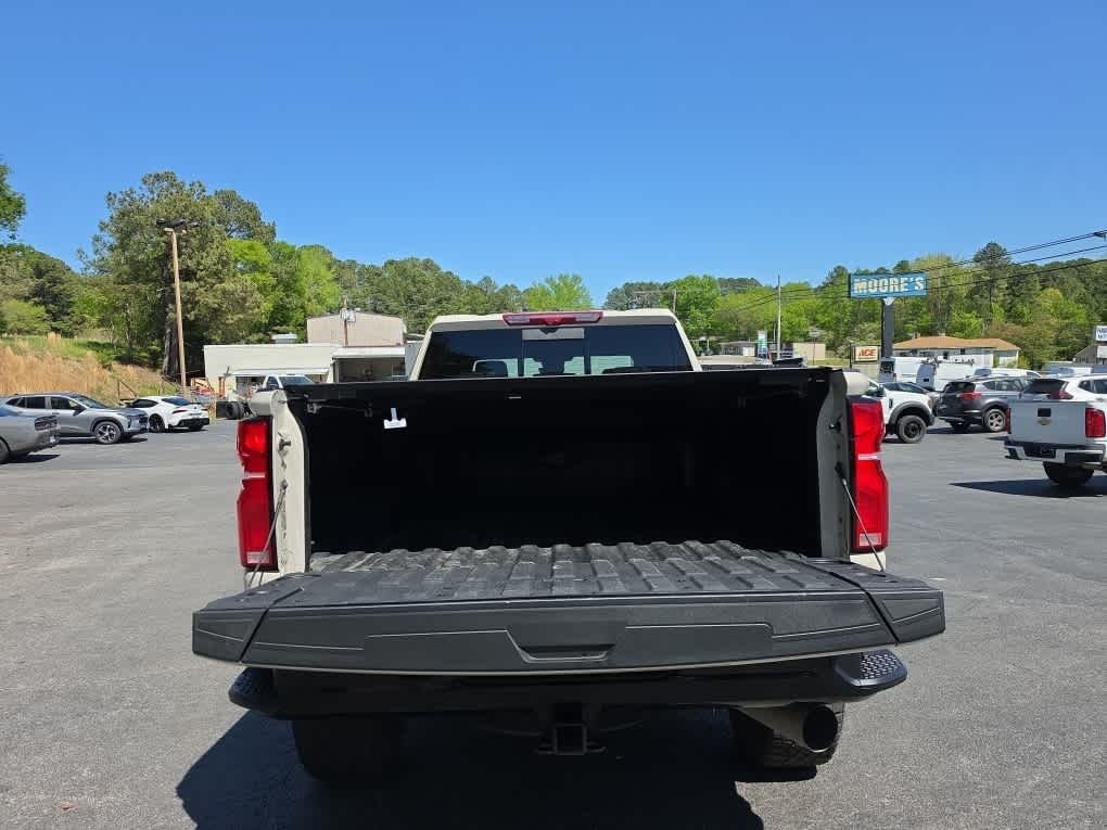 2026 Chevrolet Silverado 2500HD Crew Cab, Standard Bed, XR2, 4WD