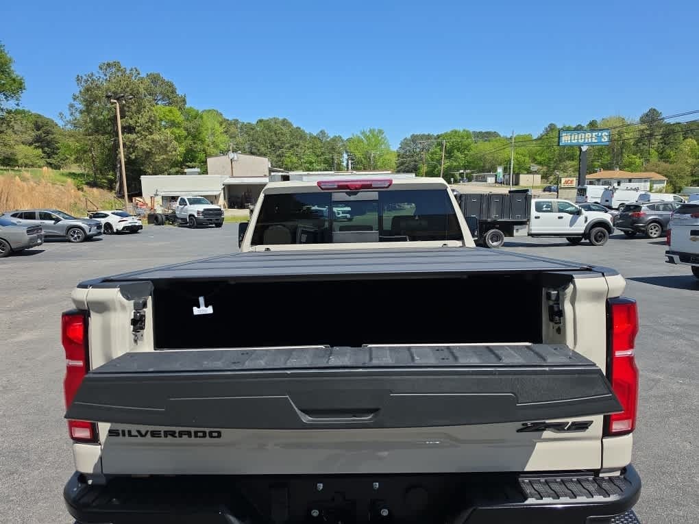 2026 Chevrolet Silverado 2500HD Crew Cab, Standard Bed, XR2, 4WD