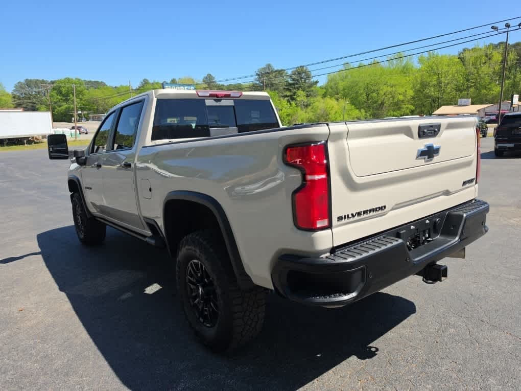 2026 Chevrolet Silverado 2500HD Crew Cab, Standard Bed, XR2, 4WD