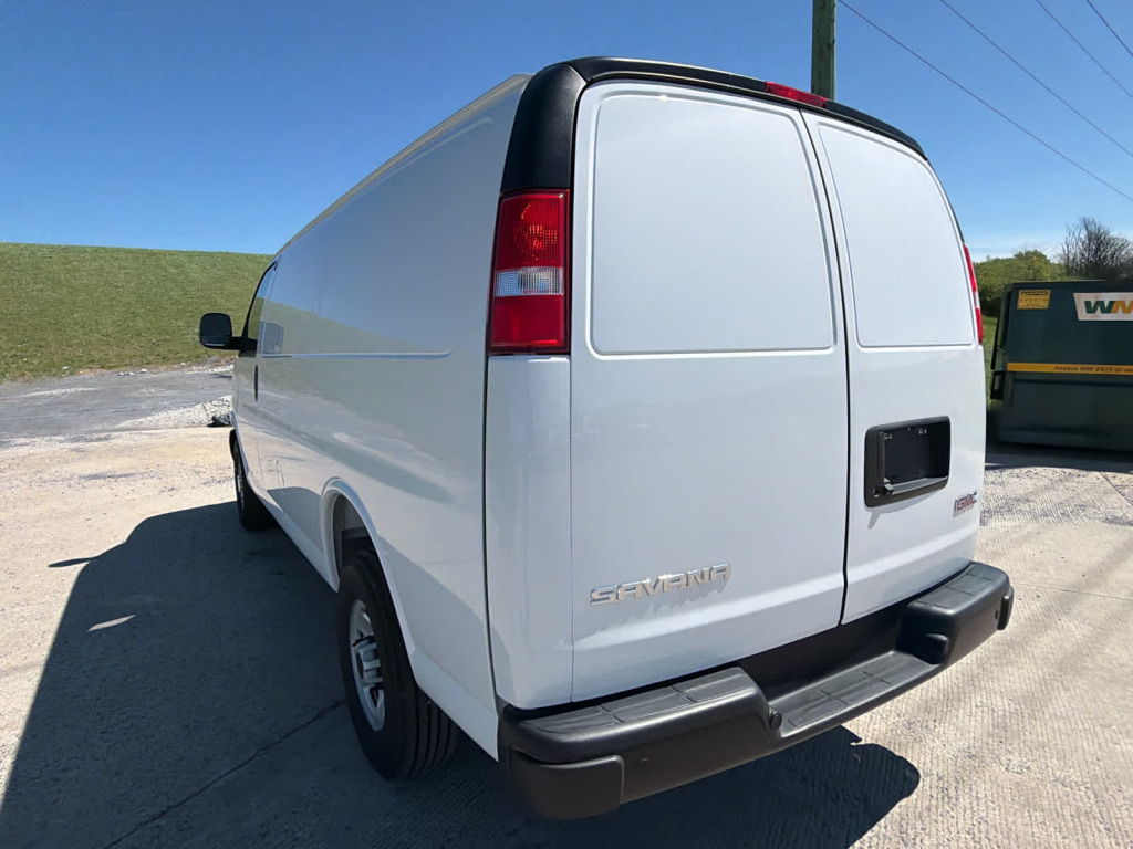 2025 GMC Savana Cargo RWD 2500 Regular Wheelbase Work Van