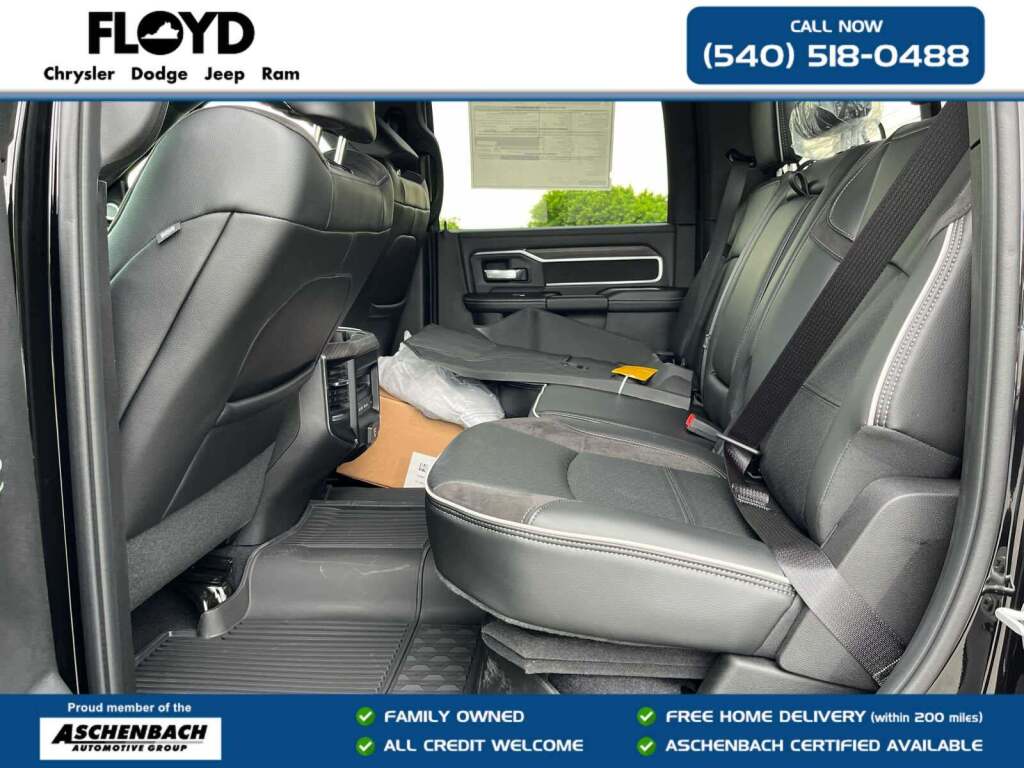 2026 Ram 3500 Laramie Crew Cab 4x4 8' Box