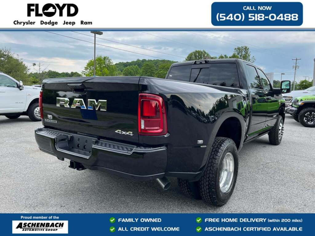 2026 Ram 3500 Laramie Crew Cab 4x4 8' Box