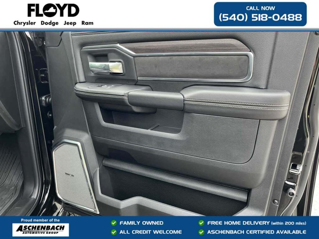 2026 Ram 3500 Laramie Crew Cab 4x4 8' Box