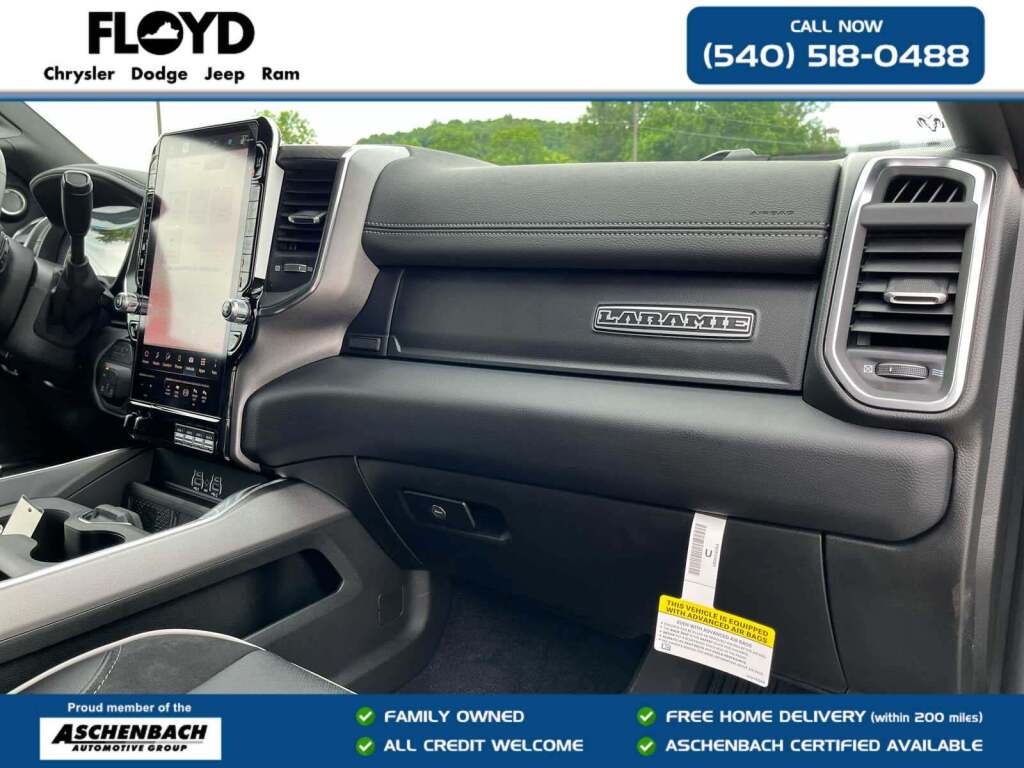 2026 Ram 3500 Laramie Crew Cab 4x4 8' Box