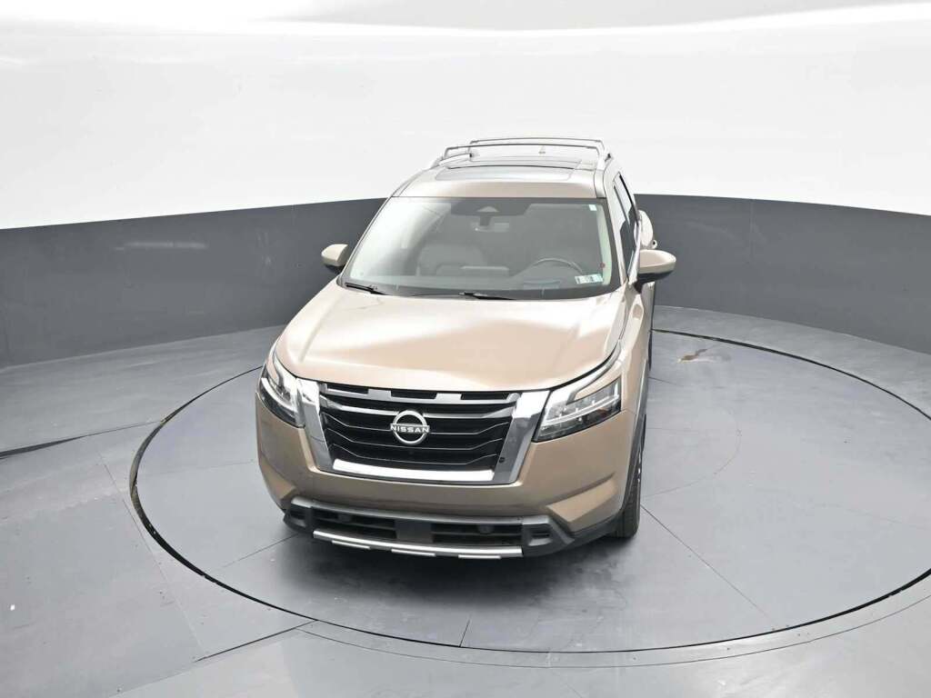 2023 Nissan Pathfinder Platinum 4WD