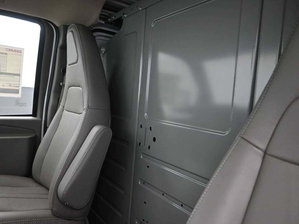 2025 GMC Savana Cargo RWD 2500 Regular Wheelbase Work Van