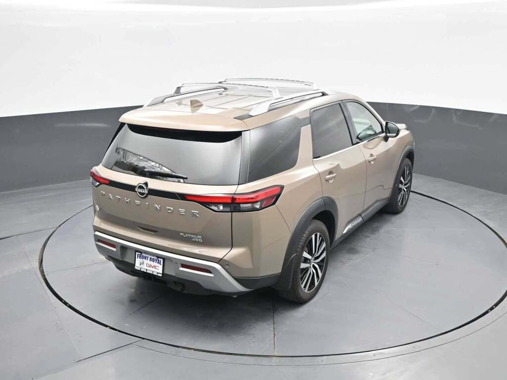 2023 Nissan Pathfinder Platinum 4WD