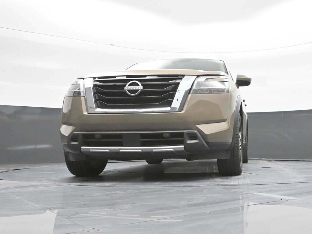 2023 Nissan Pathfinder Platinum 4WD
