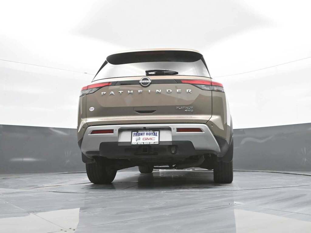 2023 Nissan Pathfinder Platinum 4WD