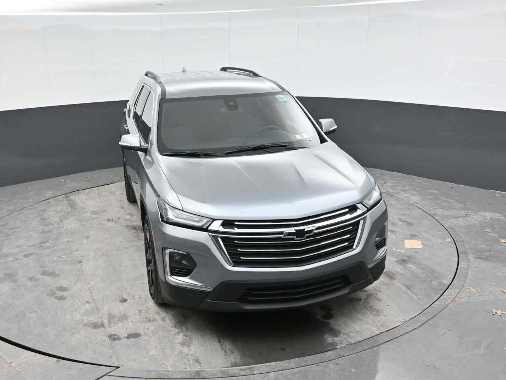 2023 Chevrolet Traverse FWD LT Cloth