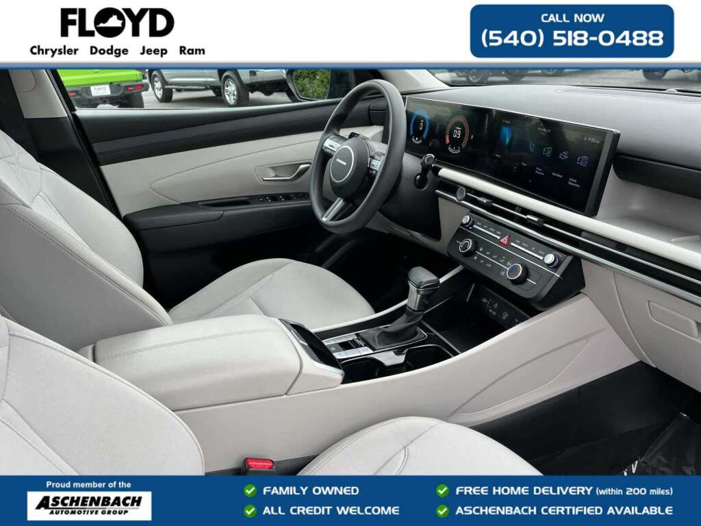 2025 Hyundai Tucson SE