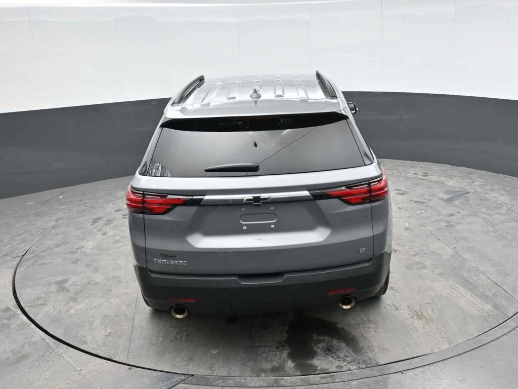 2023 Chevrolet Traverse FWD LT Cloth