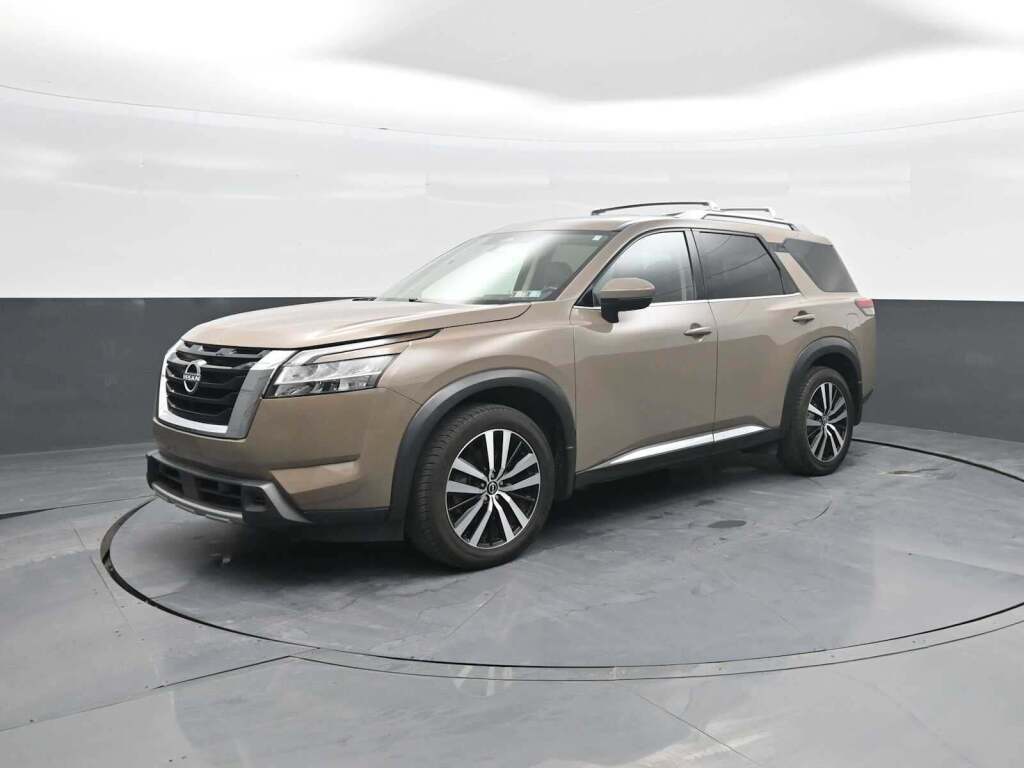 2023 Nissan Pathfinder Platinum 4WD