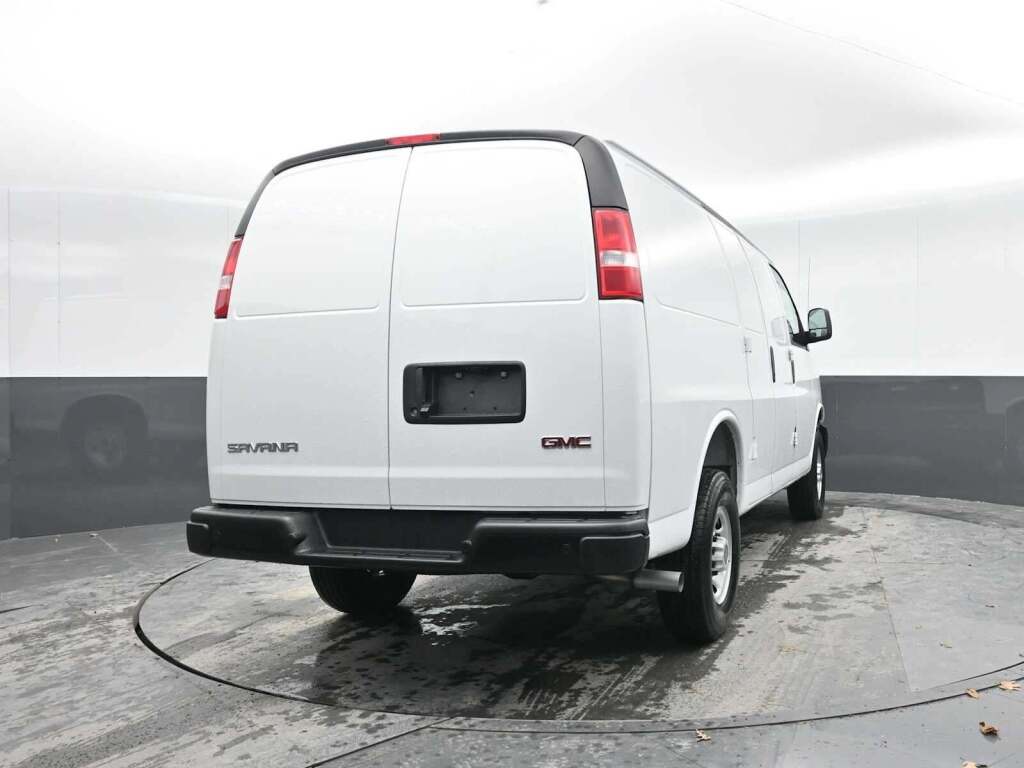2025 GMC Savana Cargo RWD 2500 Regular Wheelbase Work Van