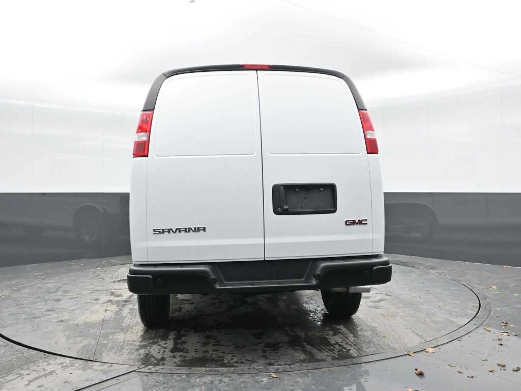 2025 GMC Savana Cargo RWD 2500 Regular Wheelbase Work Van