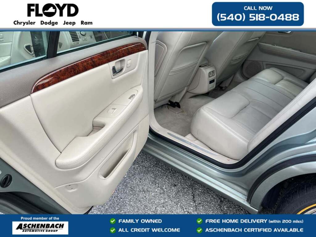 2006 Cadillac DTS Standard