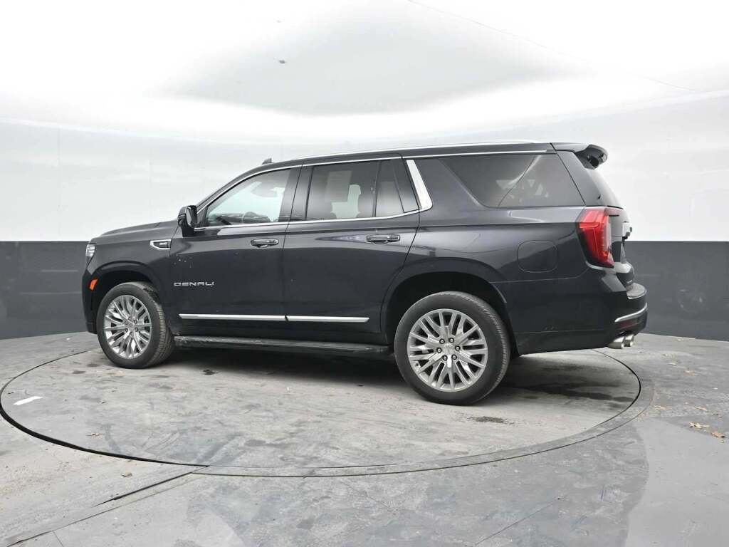 2023 GMC Yukon 4WD Denali