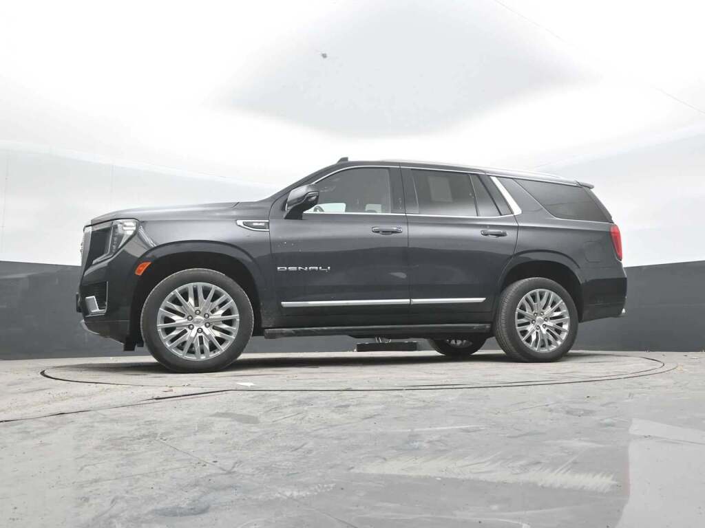 2023 GMC Yukon 4WD Denali