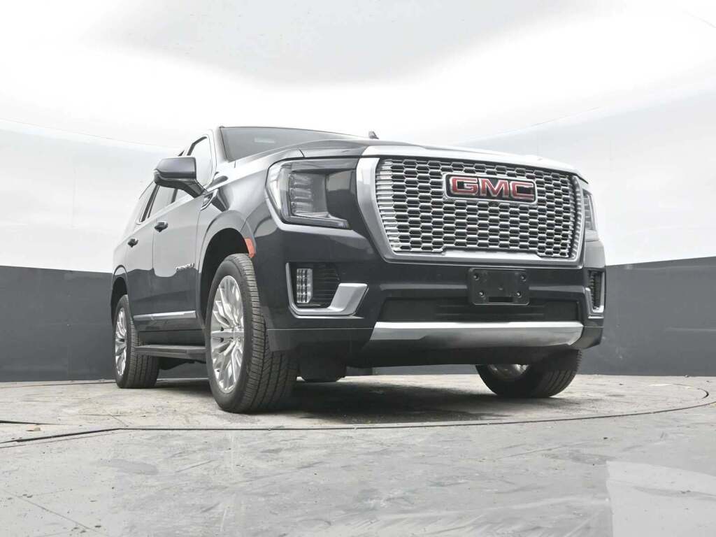 2023 GMC Yukon 4WD Denali