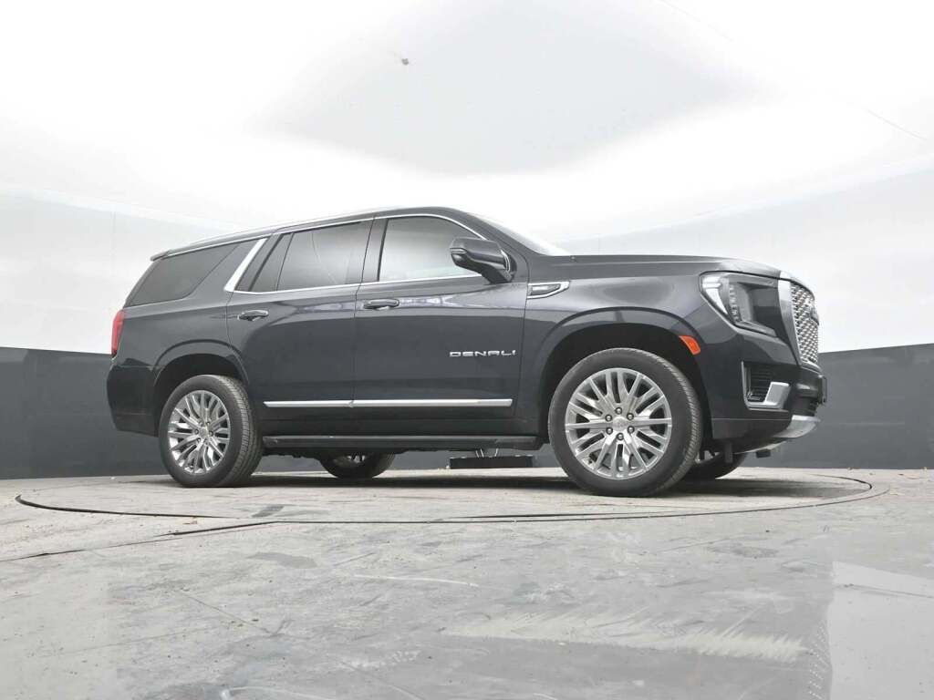 2023 GMC Yukon 4WD Denali