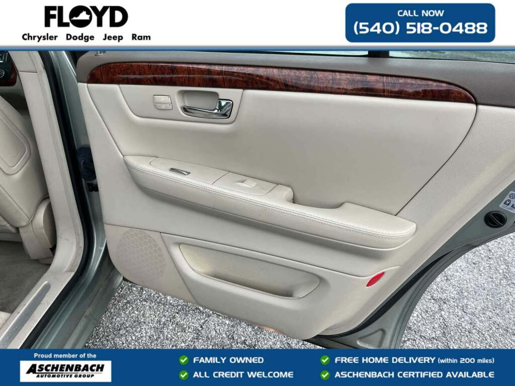 2006 Cadillac DTS Standard