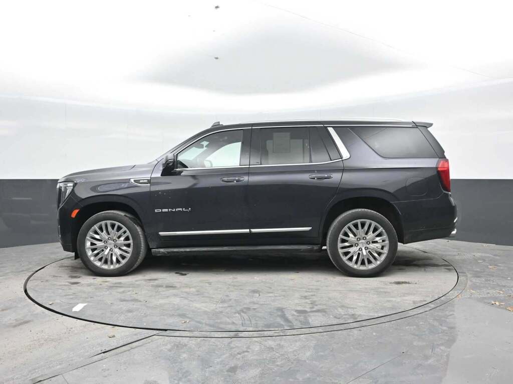 2023 GMC Yukon 4WD Denali