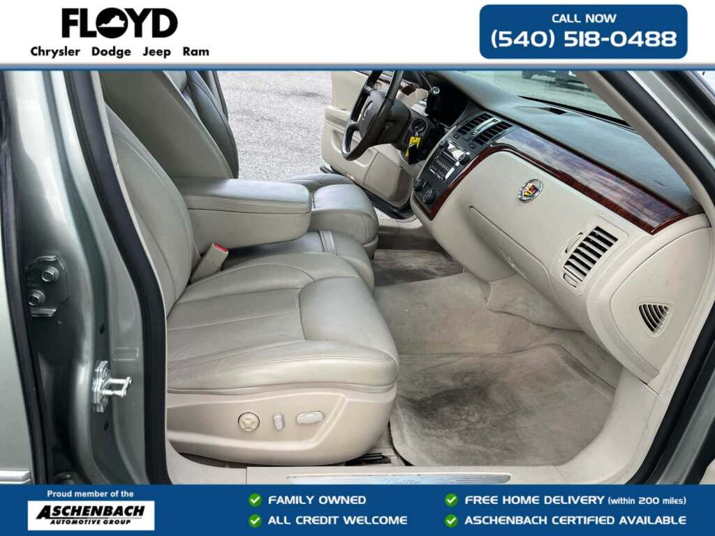 2006 Cadillac DTS Standard