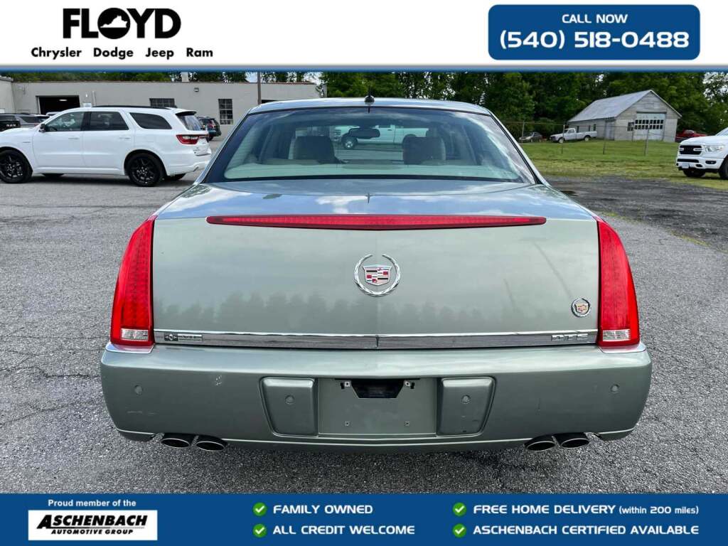 2006 Cadillac DTS Standard