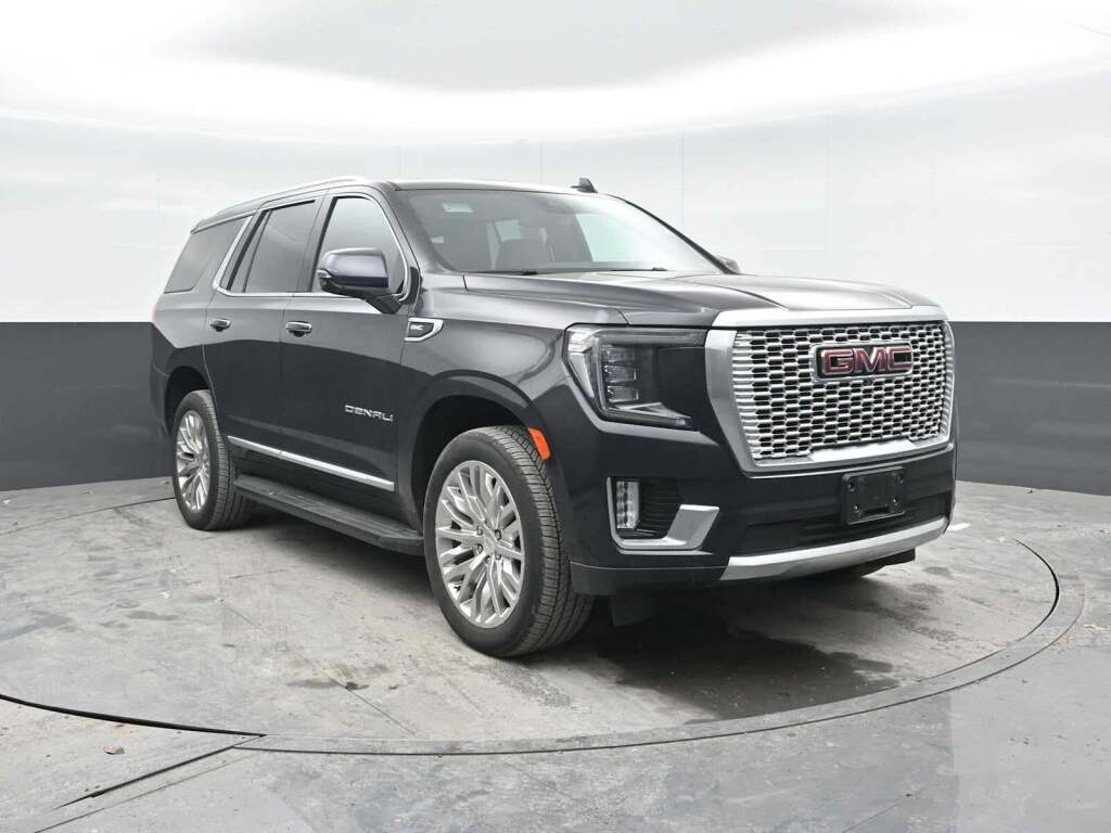 2023 GMC Yukon 4WD Denali