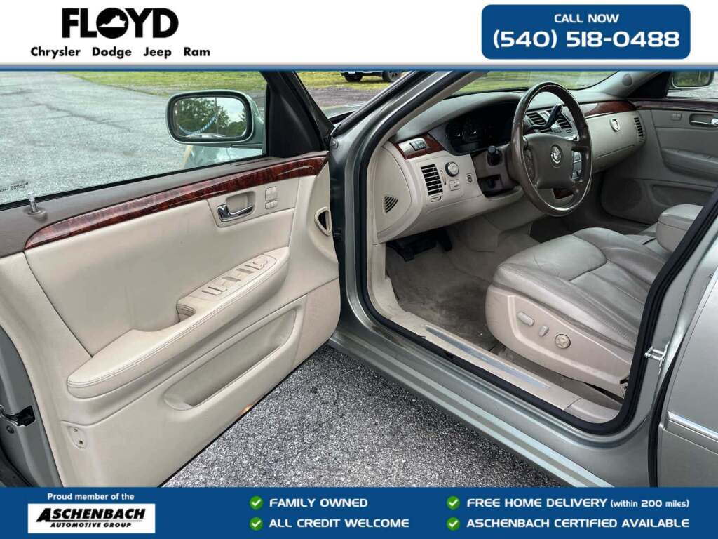 2006 Cadillac DTS Standard