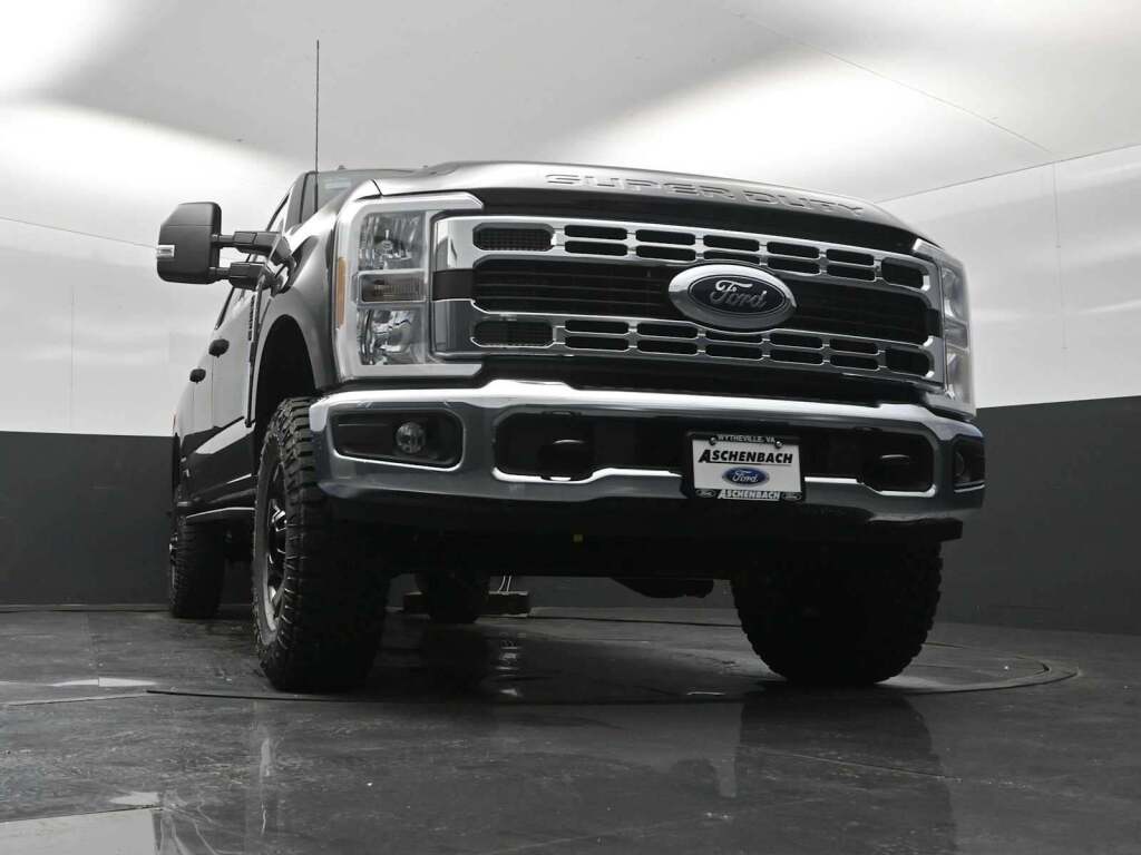 2026 Ford F-250 Super Duty XLT